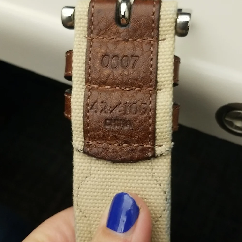 Nautica Canvas w/brown leather belt, size 42, unisex